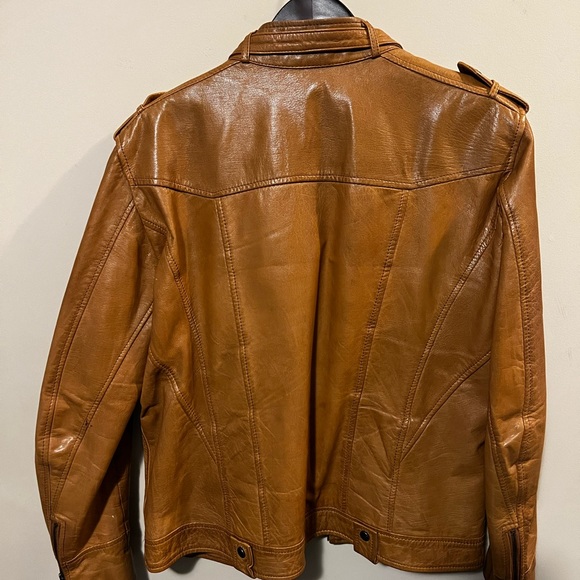 Danier Leather Jacket, Size Large, Camel Colour - Picture 3 of 3